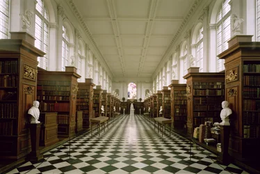 Wren Library, Innenansicht, 1676-84, erbaut von Sir Christopher Wren, Trinity College, Cambridge, UK