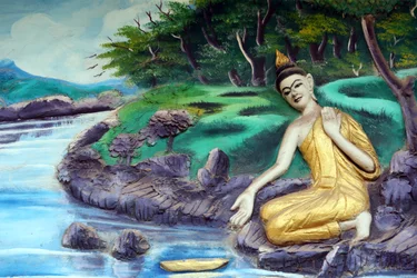 Wat Inpeng buddhistischer Tempel. Gemälde, das die Lebensgeschichte von Shakyamuni Buddha darstellt. Baden im Fluss