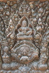 Detail eines Sturzes mit der Figur von möglicherweise Indra auf Kala, Baphuon-Stil