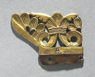Fragment eines Zierwappens von einem Reliquienschrein, ca. 1165-1180