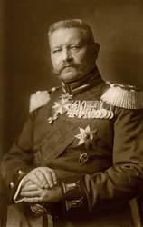 Geschichte. Deutschland. Der General Paul von Hindenburg. Foto, Deutschland, ca. 1914-16. (Postkarte)