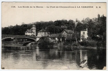 Ile de France, Val de Marne (94), La Varenne: die Ufer der Marne und die Brücke von Chennevieres, mit dem Schloss des Rets - Postkarte datiert 1910-1919