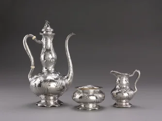 Martelé-Kaffeeservice: Kaffeekanne, ca. 1900-1910