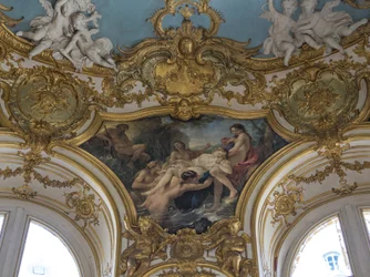 Nymphen entfernen Psyches Körper aus dem Wasser. Gemälde von Charles Joseph Natoire (1700-1777).