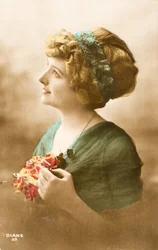 Alte Postkarte Diana Frau Belle Epoque