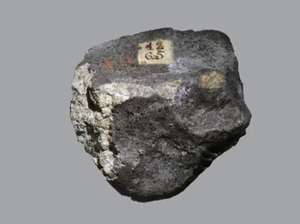 Gewöhnlicher Chondrit (L6). Im April 1803 in L