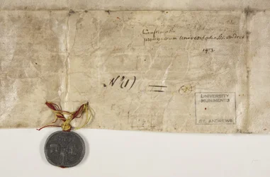 Päpstliche Bulle zur Bestätigung der Charta von Bischof Henry Wardlaw, Rückseite