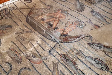 Patriarchalbasilika von Aquileia. Mosaikboden mit christlicher Symbolik, 4. Jahrhundert. Italien.