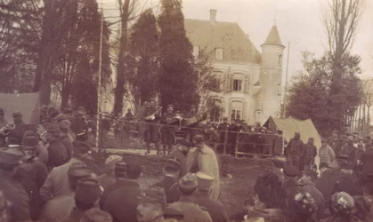Vorstellung gegeben von Soldaten des 94. R.I. - 1915