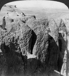 Blick auf den Nil von den westlichen Klippen von Theben, Ägypten, 1905