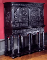 Kabinett in Ebenholz: Horatius Cocles verteidigt die Sublicius-Brücke in Rom