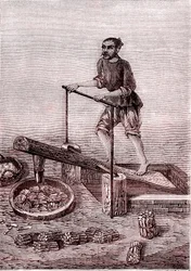 Mahlen und Zerkleinern der Bambusstücke, Papierherstellung in China (3. Jahrhundert v. Chr.) (Gravur)