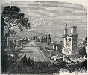 Die antike Appianische Straße, Via Appia, die die Pontinischen Sümpfe (Agro Pontino) bei Rom durchquert. Gravur des 19. Jahrhunderts.