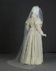 Hochzeitskleid