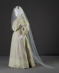 Hochzeitskleid