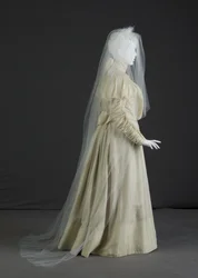 Hochzeitskleid