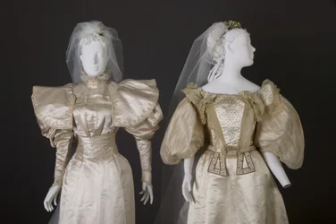 Hochzeitskleider