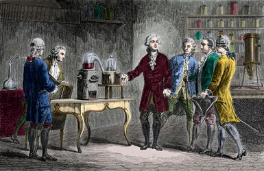Antoine Laurent Lavoisier (1743-1894) führt die Zersetzung der Luft 1776 durch - Antoine Laurent Lavoisier, englischer Chemiker, zeigt Wissenschaftlern sein Experiment, das die Zusammensetzung der Luft 1776 enthüllte - Stich von Louis Figuier