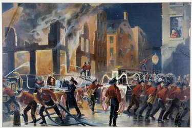 Feuer und Feuerwehrleute in New York