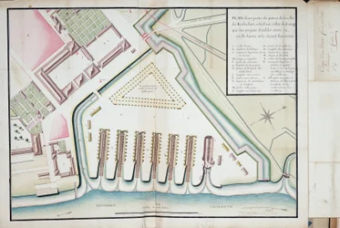 Plan eines Teils des Hafens und der Stadt Rochefort in Bezug auf die vorgeschlagenen Strandungsspuren zwischen der alten Form und dem Nahrungsmittelkanal