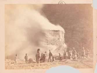 Verbrennung einer Siedlung, Black Mountain Expedition