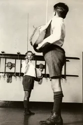 Faschismus, Fechtunterricht