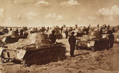 Deutsche Panzer, Doberitz, bei Berlin, Deutschland, Fotografie aus Illustrated London News, 27. Juli