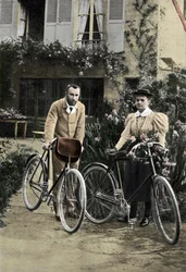 Pierre und Marie Curie in ihrem Garten