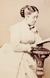 Porträt von Therese Tietjens