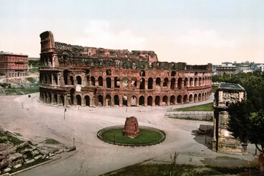 Rom. Blick auf das Kolosseum. Fotochrom um 1900.