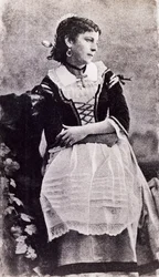 Teresina Brambilla (1845-1921) in Bühnenkostüm