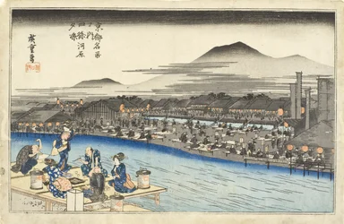 Genuss der Abendkühle auf dem Flussbett bei Shijō