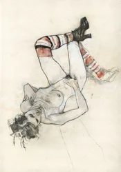 Sinnliche Figur mit Gestreiften Socken