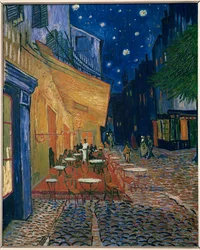 Caféterrasse bei Nacht