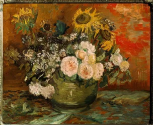 Rosen und Sonnenblumen