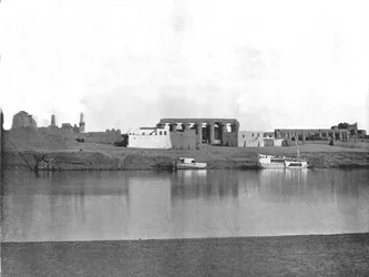 Luxor vom Nil aus, Ägypten, 1895