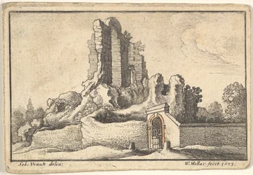 Ruinen und ein vergittertes Tor auf dem Esquilin-Hügel in Rom