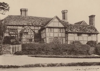 In der North Chapel, North Street, Horsham, Sussex