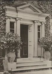 Tür, East Pallant, Chichester