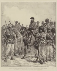 General Ghous-ud-din Khan, Kommandeur der afghanischen Truppen in Penjdeh, mit seinen afghanischen Soldaten