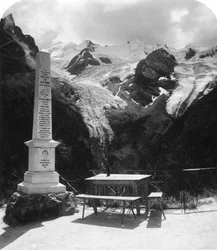 Ein Denkmal in der Stilfserjochstraße, Weisse Knott, Tirol, um 1900er