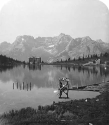 Misurinasee, Sorapiss-Gipfel und die Dolomiten, Italien, um 1900