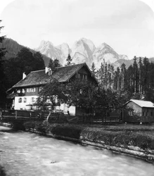 Die Schmiede in Gosau, Salzkammergut, Österreich, um 1900er
