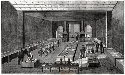 Arbeiter in der Silberschmiede