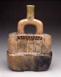 Steigbügel-Ausgussgefäß in Form eines Tempels