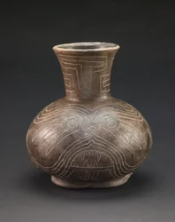 Gefäß mit eingravierten Motiven, ca. 1400-1600
